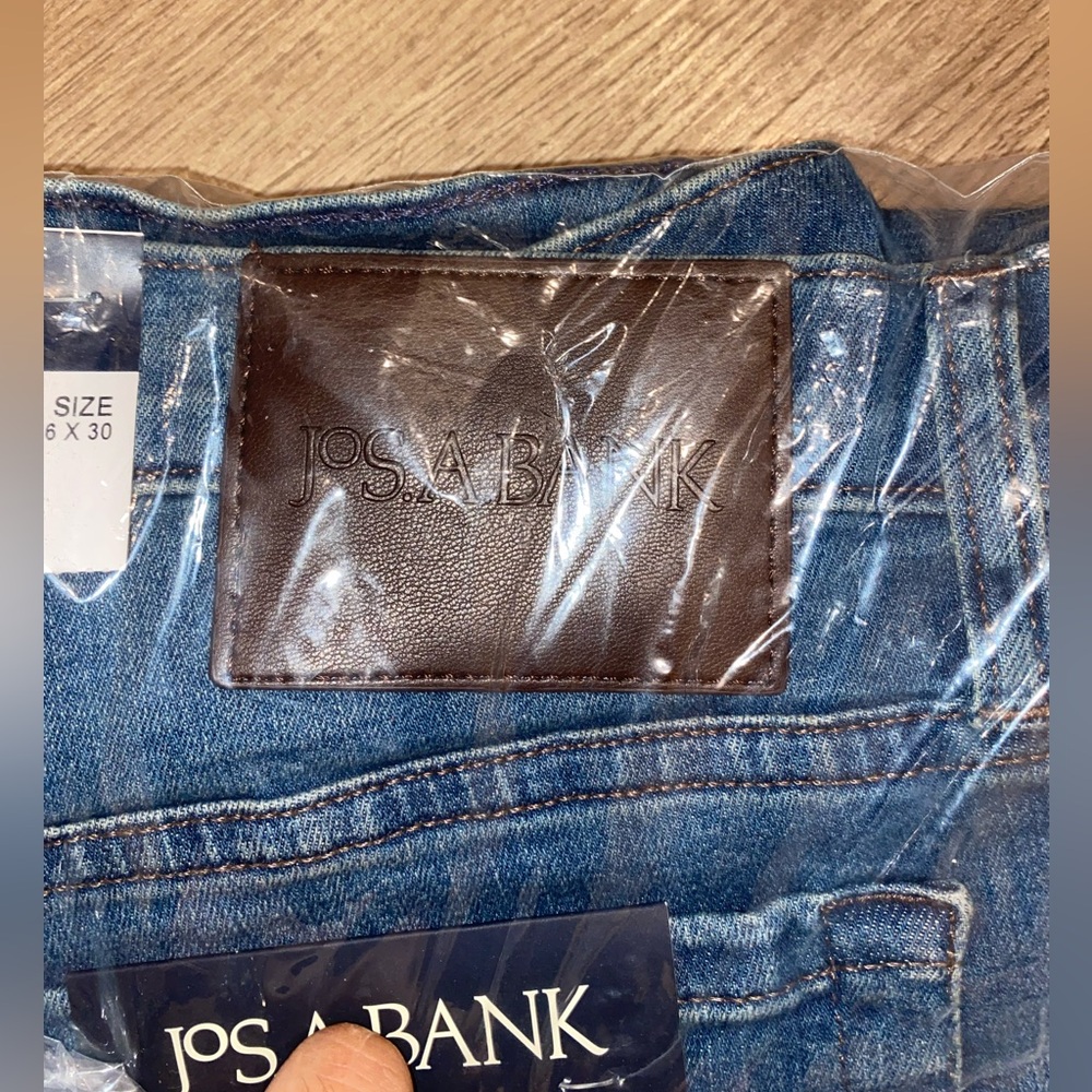 Jos. A Bank tailored fit men’s denim - Picture 3 of 6